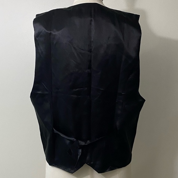 UNISEX LOONEY TUNES MANIA 100% SILK BUTTON UP VEST! - Picture 6 of 16